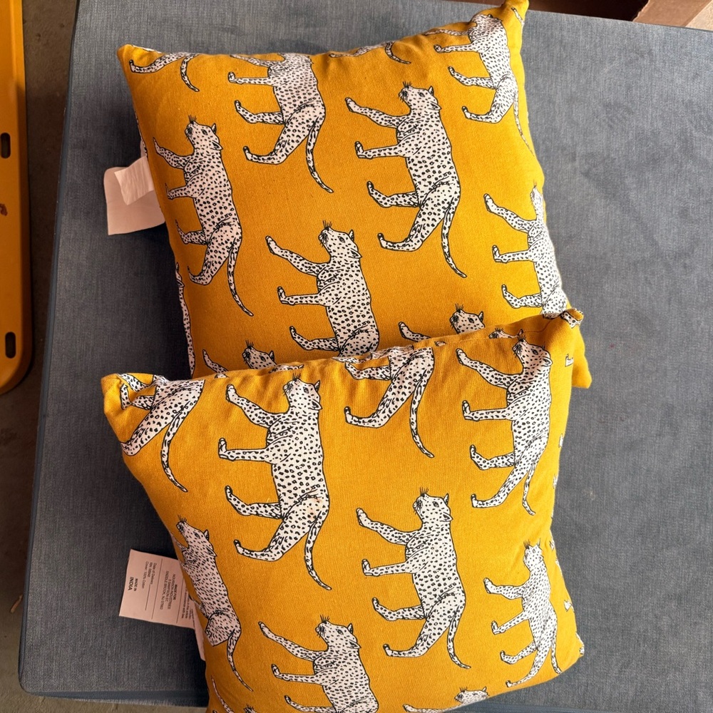 Yellow Leopard Print Throw Pillow Pair EUC